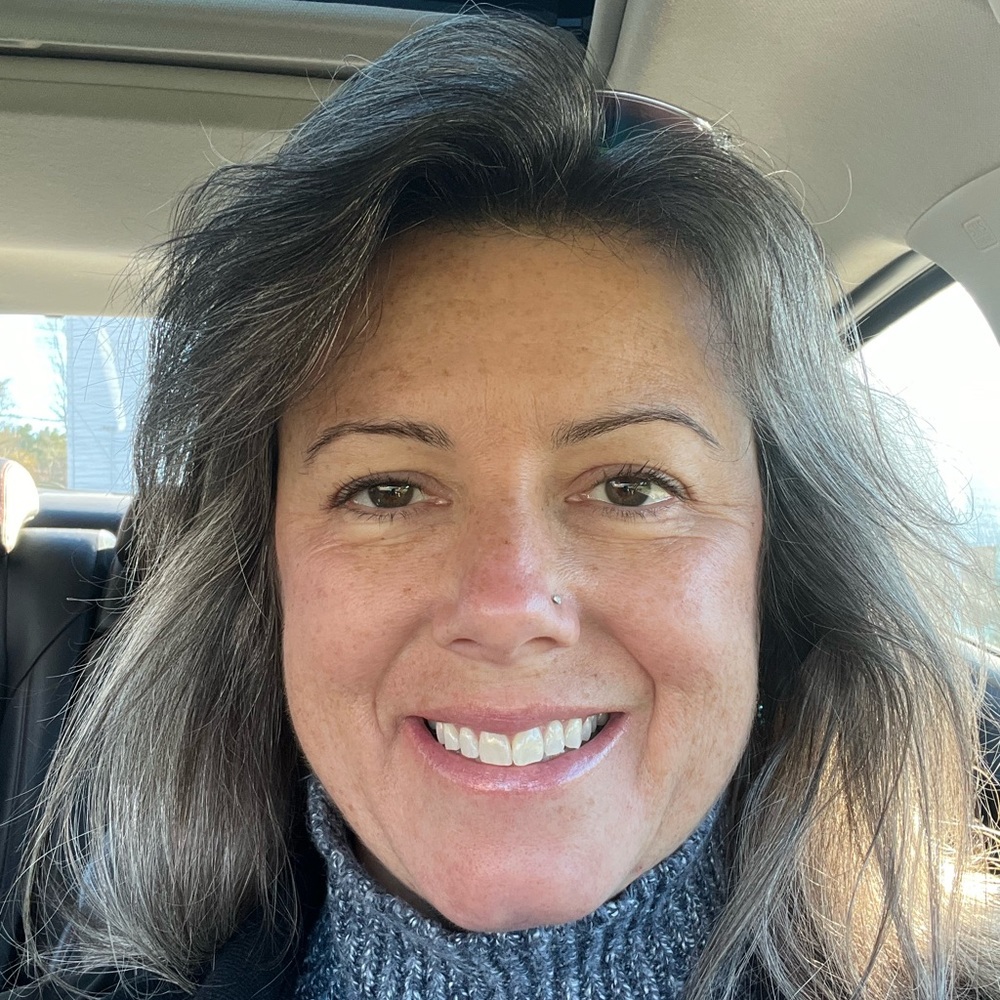 Meet your Posher, Philora